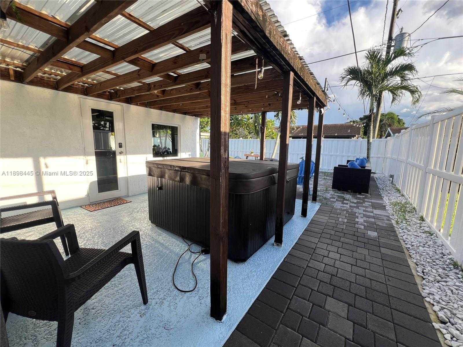 Small Image of 11370 NORTH WEST 46TH PL, Sunrise Number 45