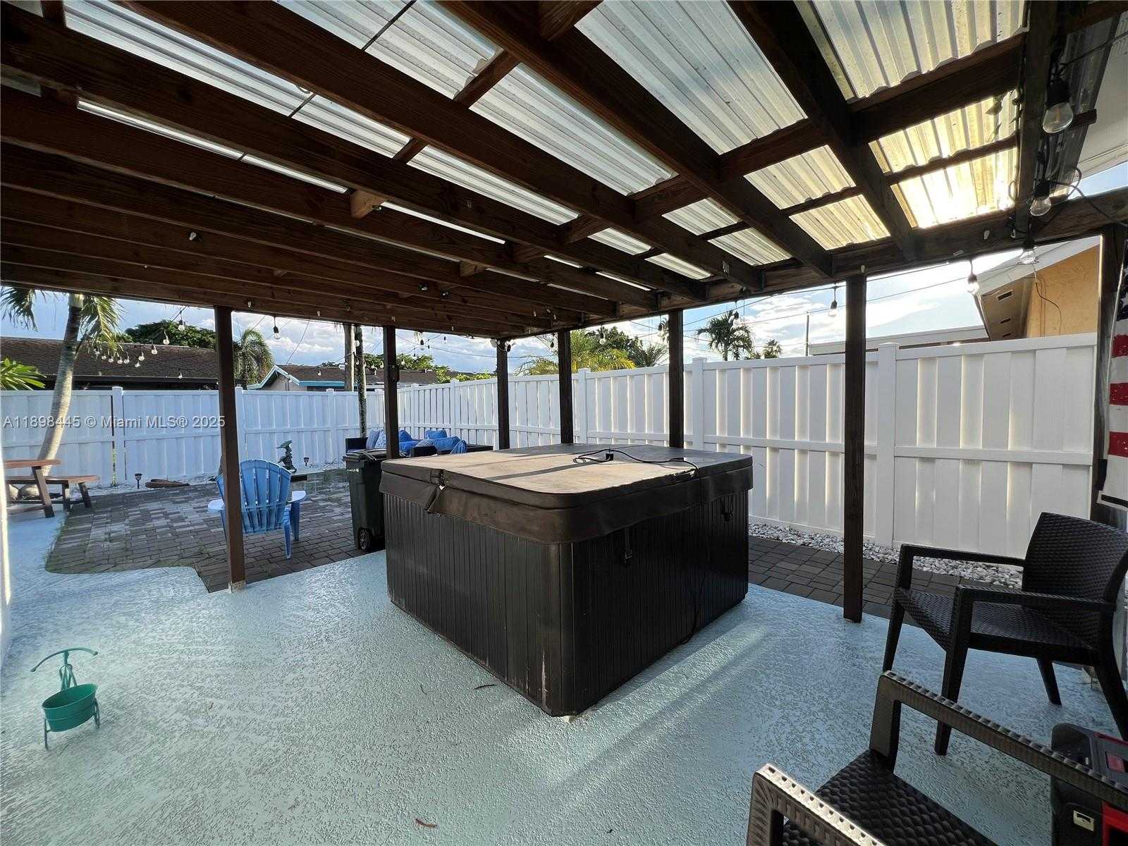 Small Image of 11370 NORTH WEST 46TH PL, Sunrise Number 46