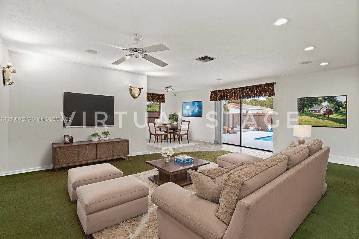 Small Image of 9817 SOUTH WEST 194TH ST, Cutler Bay Number 14