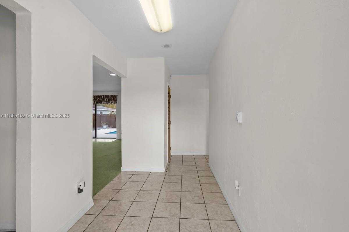 Small Image of 9817 SOUTH WEST 194TH ST, Cutler Bay Number 18