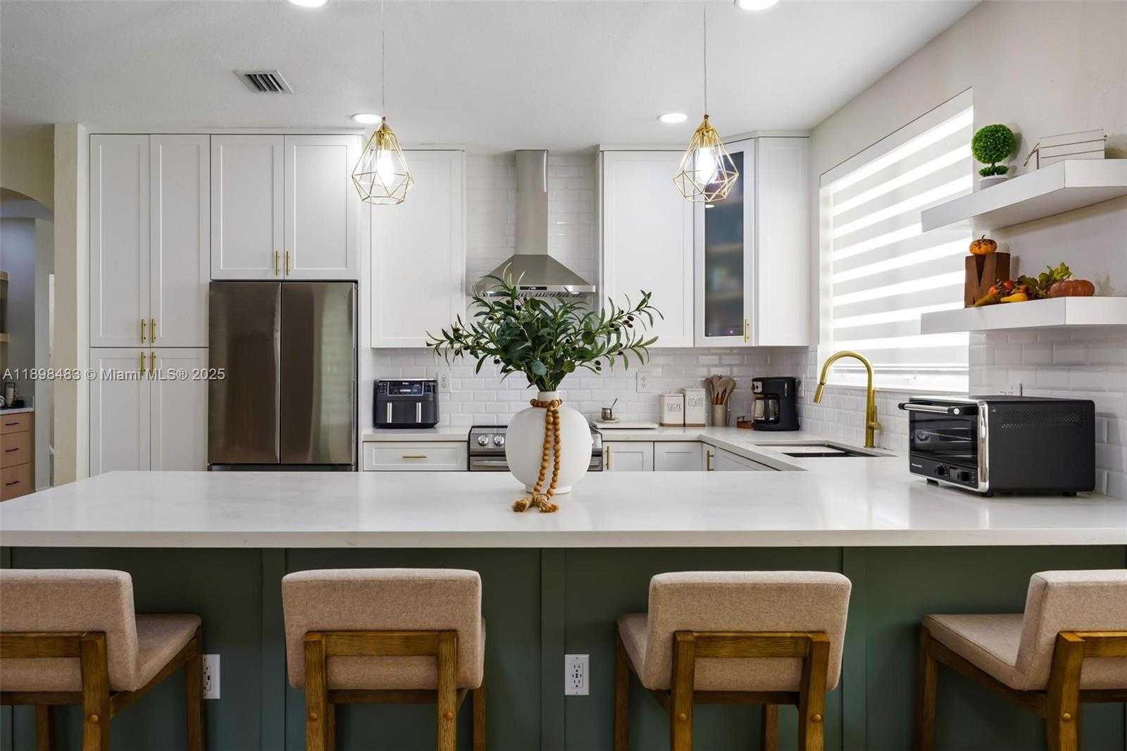 Small Image of 20459 NORTH WEST 14TH CT, Miami Gardens Number 13