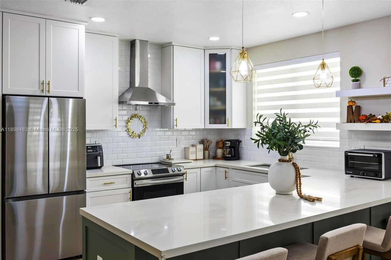 Small Image of 20459 NORTH WEST 14TH CT, Miami Gardens Number 14