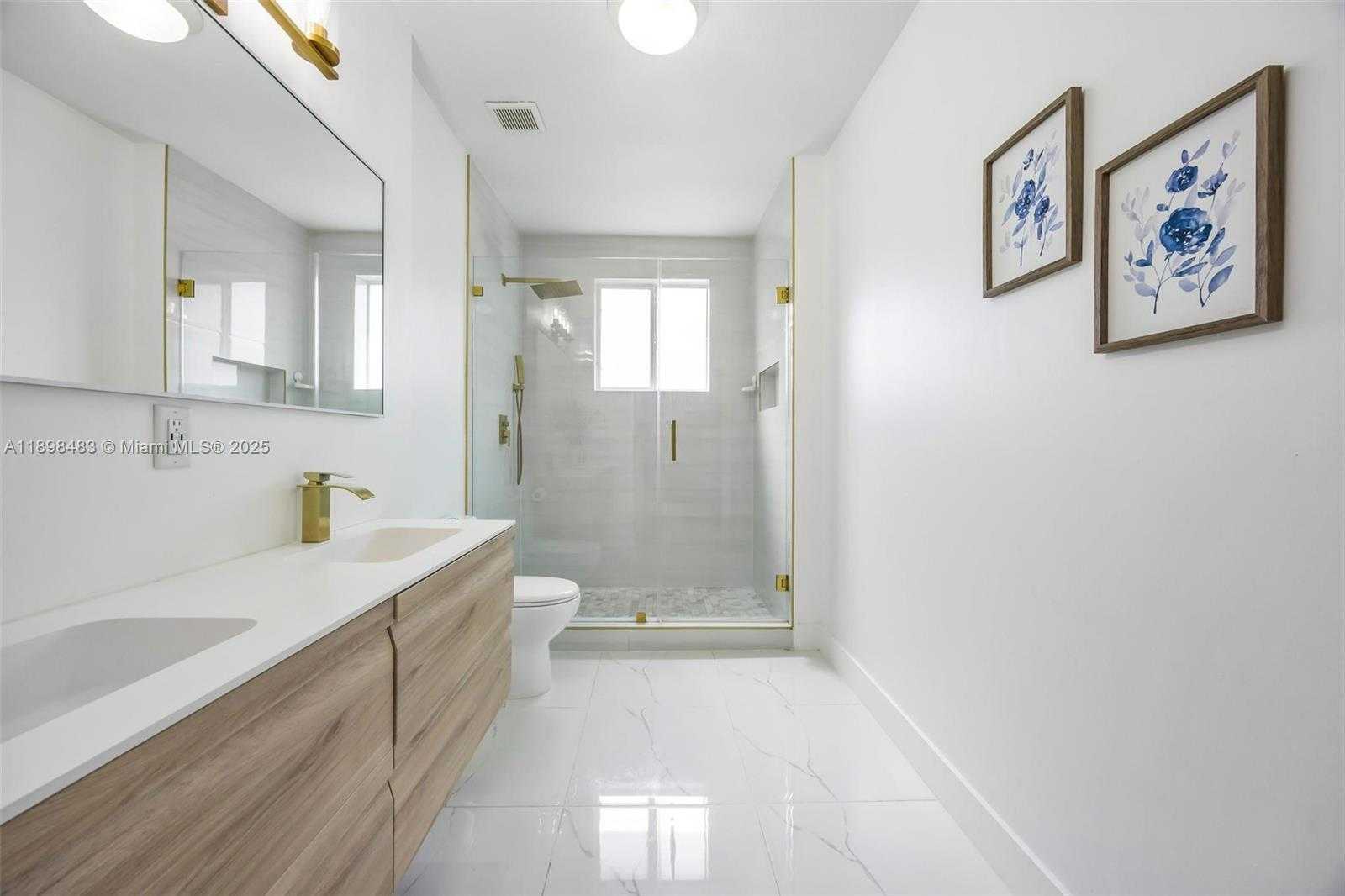Small Image of 20459 NORTH WEST 14TH CT, Miami Gardens Number 28