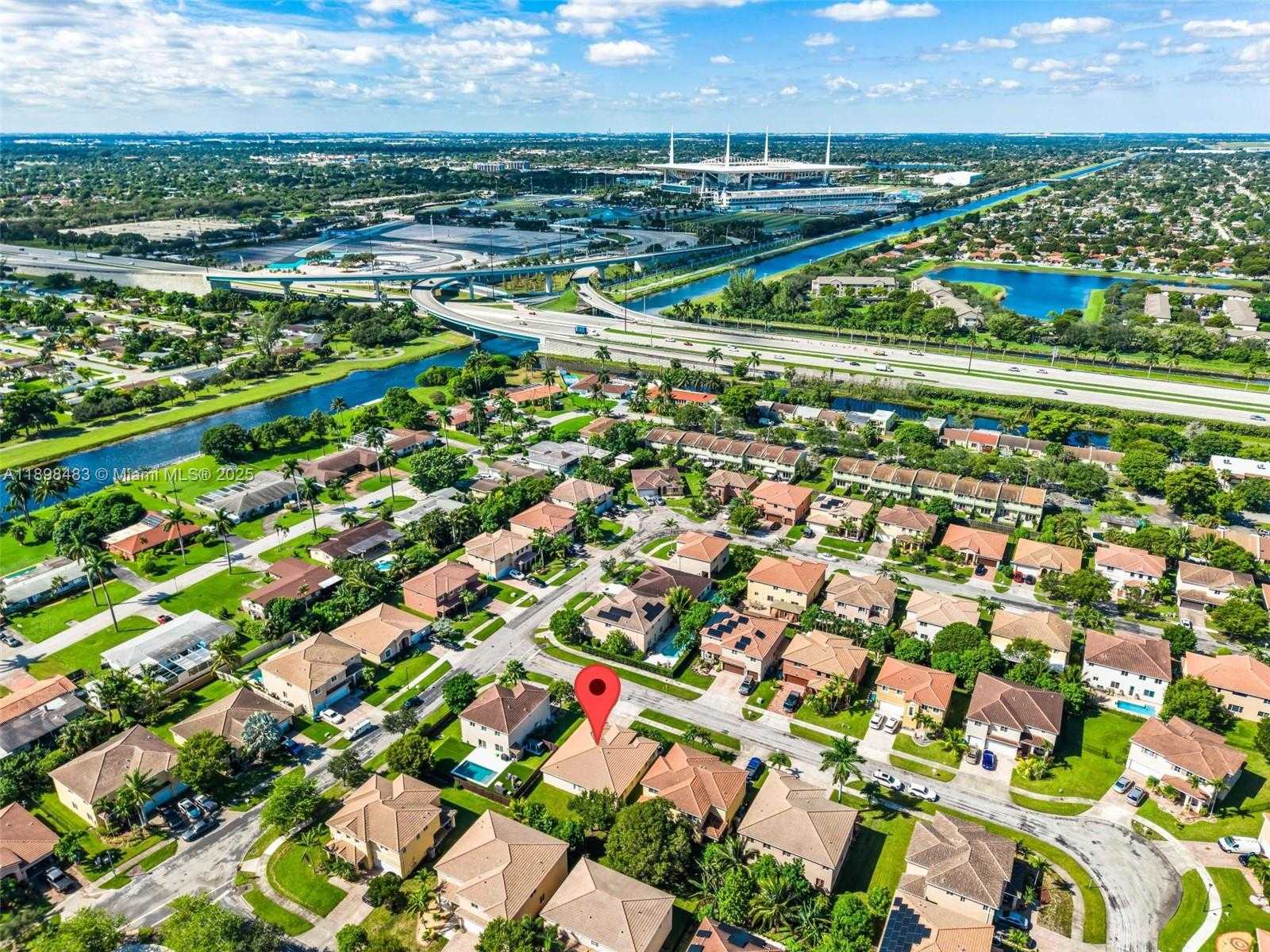Small Image of 20459 NORTH WEST 14TH CT, Miami Gardens Number 39