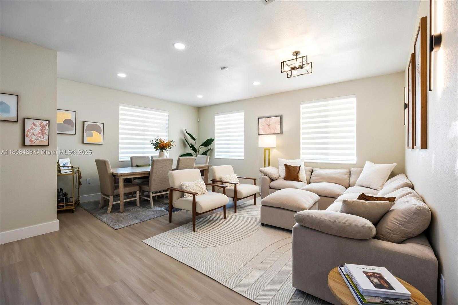 Small Image of 20459 NORTH WEST 14TH CT, Miami Gardens Number 4