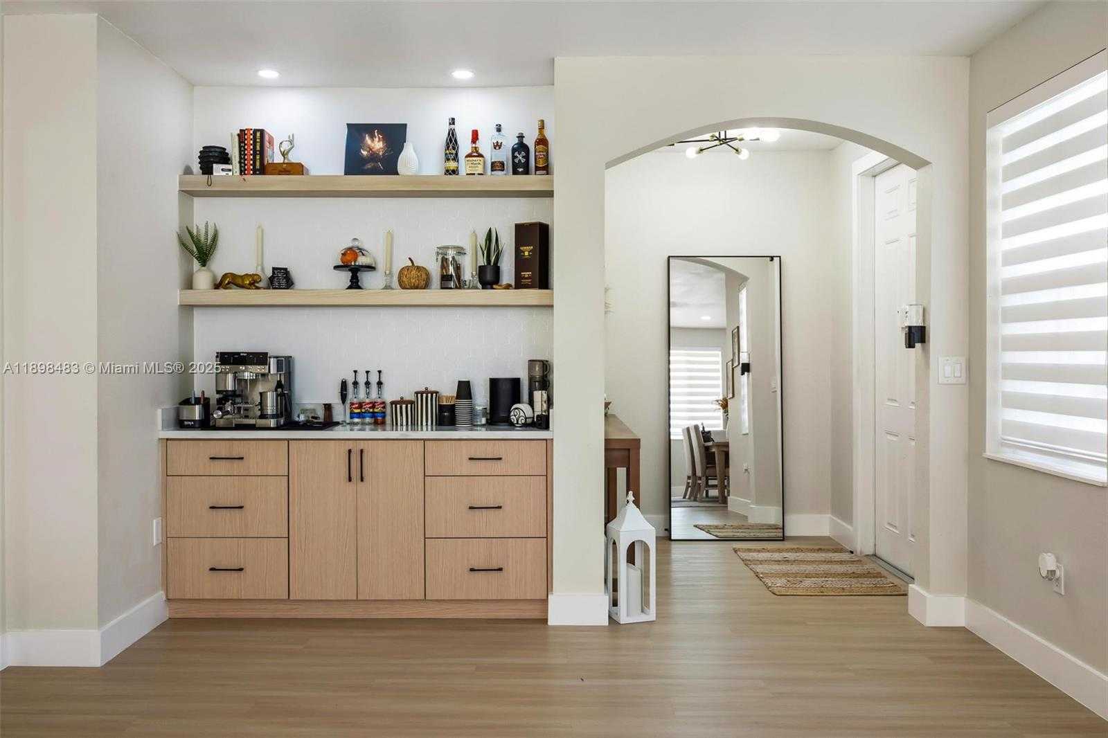 Small Image of 20459 NORTH WEST 14TH CT, Miami Gardens Number 9