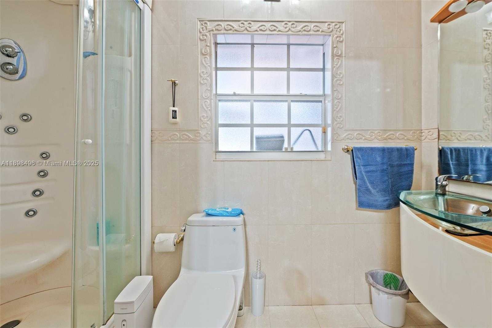 Small Image of 100 EAST 37TH ST, Hialeah Number 14