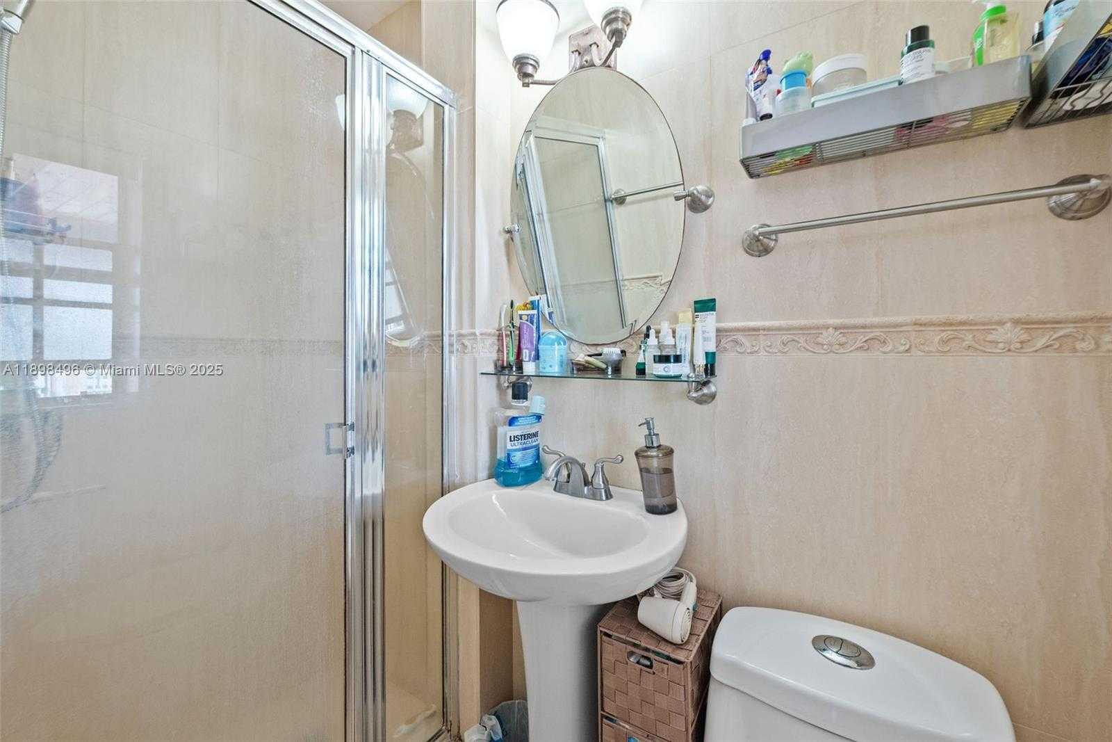 Small Image of 100 EAST 37TH ST, Hialeah Number 18