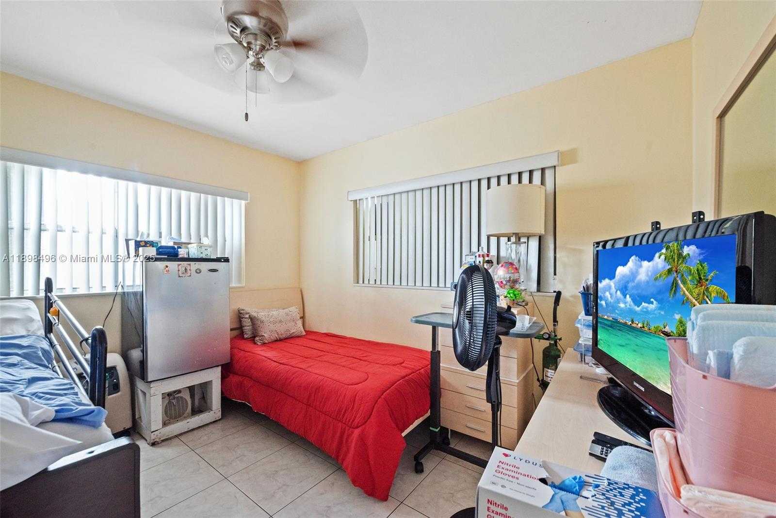 Small Image of 100 EAST 37TH ST, Hialeah Number 19