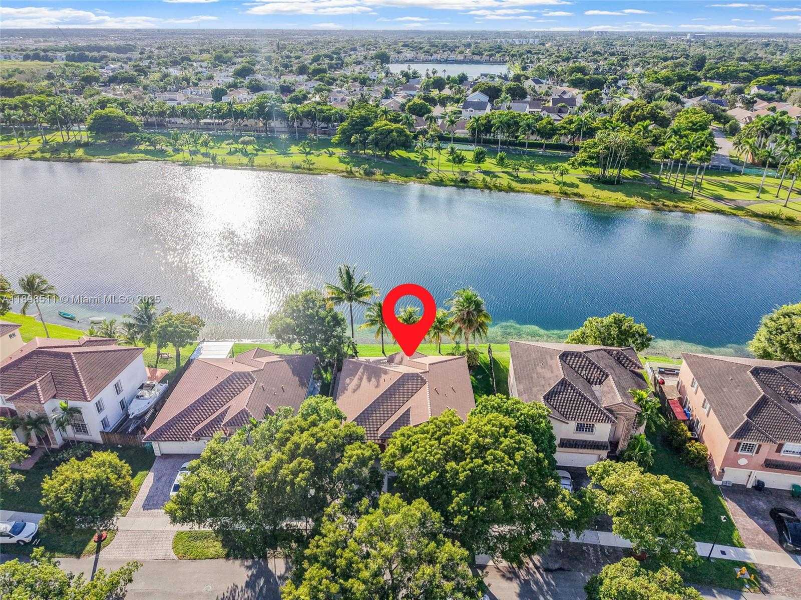 Small Image of 22032 SOUTH WEST 95TH PL, Cutler Bay Number 2