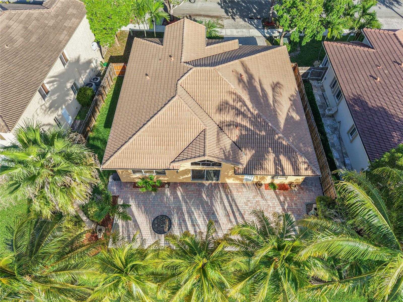 Small Image of 22032 SOUTH WEST 95TH PL, Cutler Bay Number 40