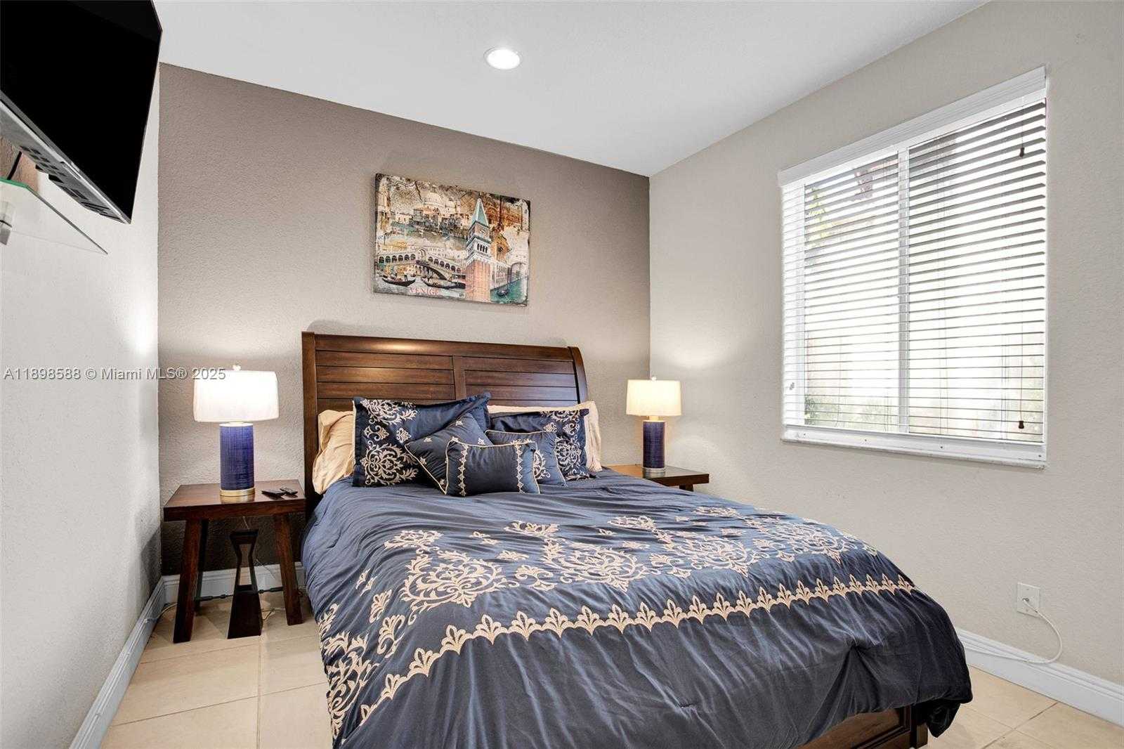 Small Image of 2929 SOUTH WEST 134TH AVE, Miramar Number 34