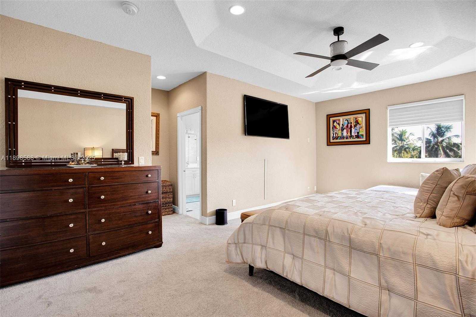 Small Image of 2929 SOUTH WEST 134TH AVE, Miramar Number 42