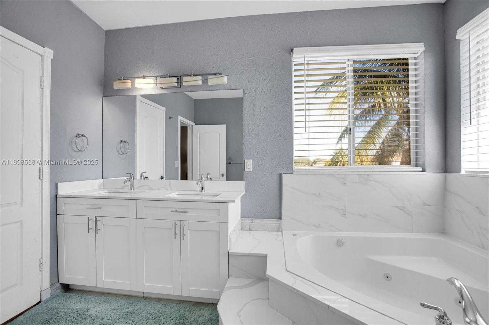 Small Image of 2929 SOUTH WEST 134TH AVE, Miramar Number 46