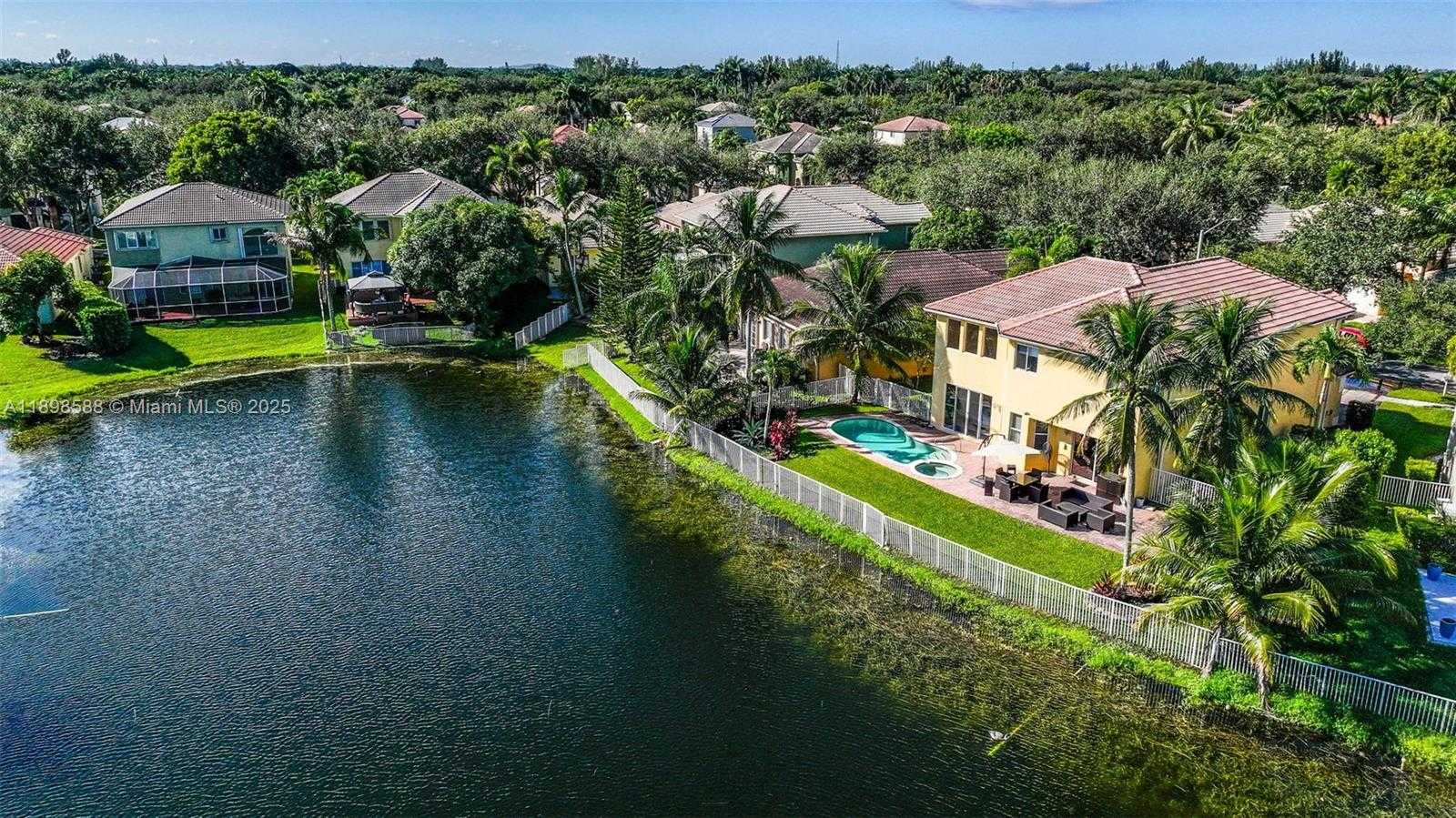 Small Image of 2929 SOUTH WEST 134TH AVE, Miramar Number 58