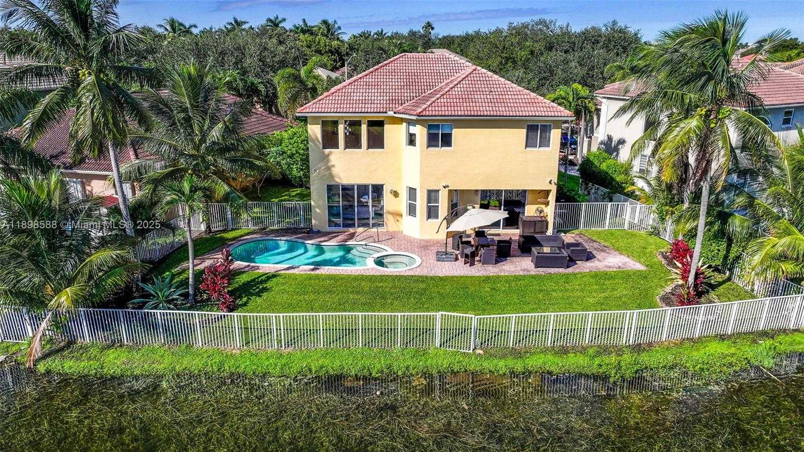 Small Image of 2929 SOUTH WEST 134TH AVE, Miramar Number 60