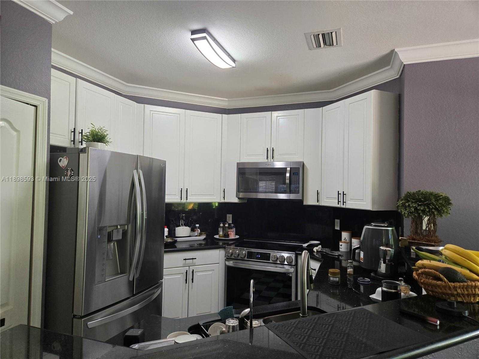 Small Image of 11141 NORTH WEST 77TH TER, Doral Number 27