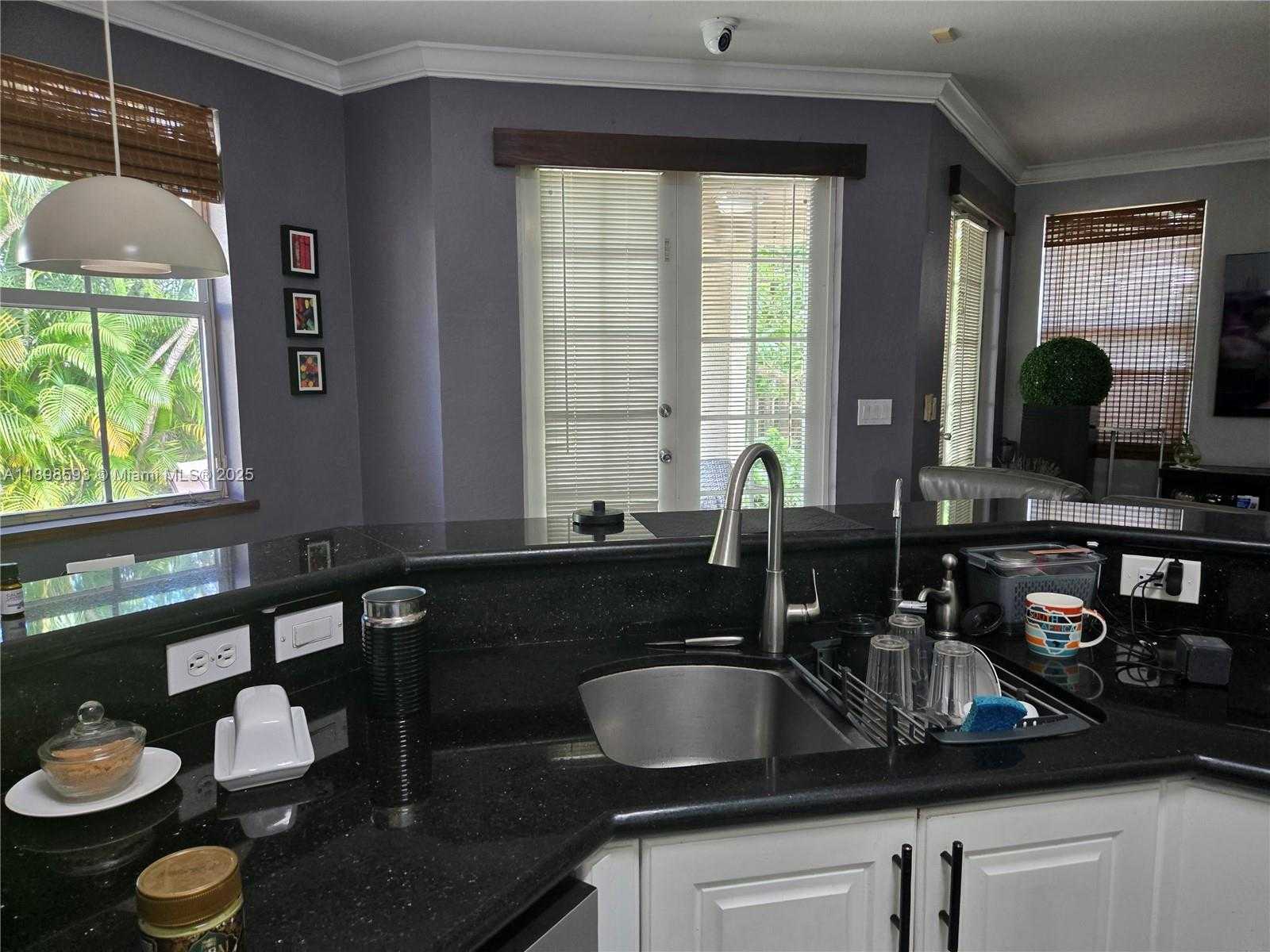 Small Image of 11141 NORTH WEST 77TH TER, Doral Number 30