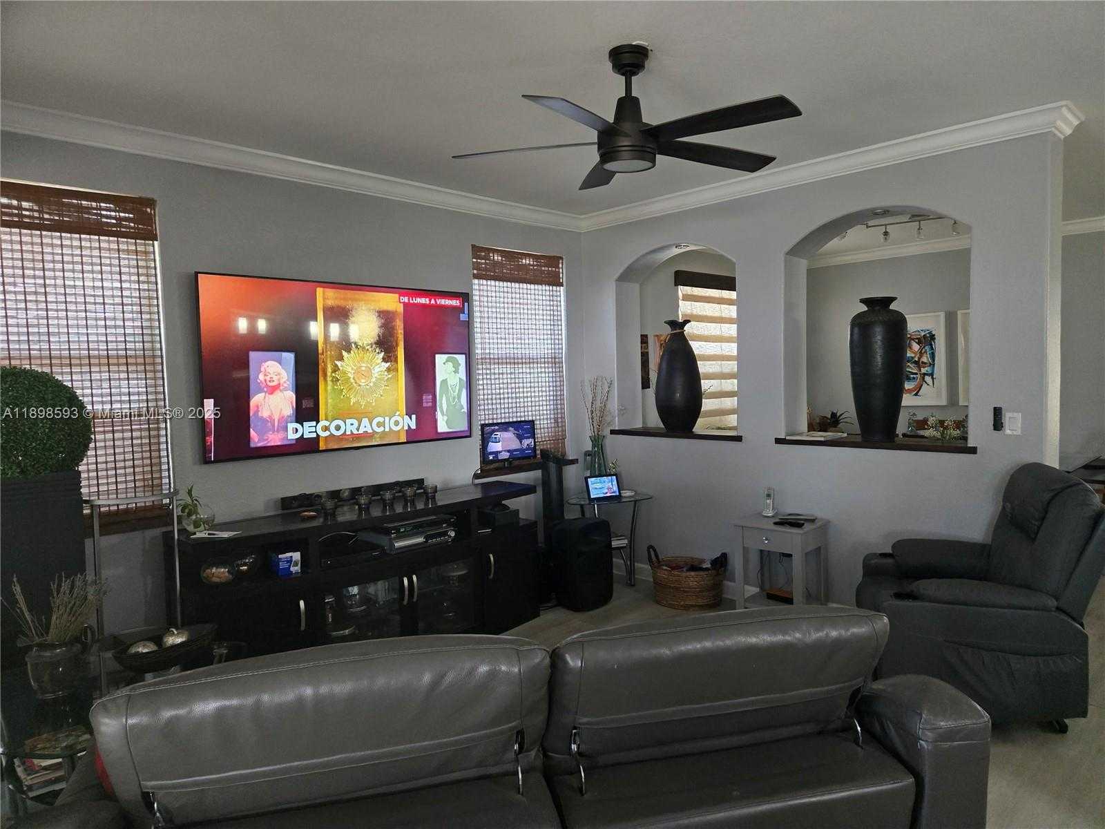 Small Image of 11141 NORTH WEST 77TH TER, Doral Number 32