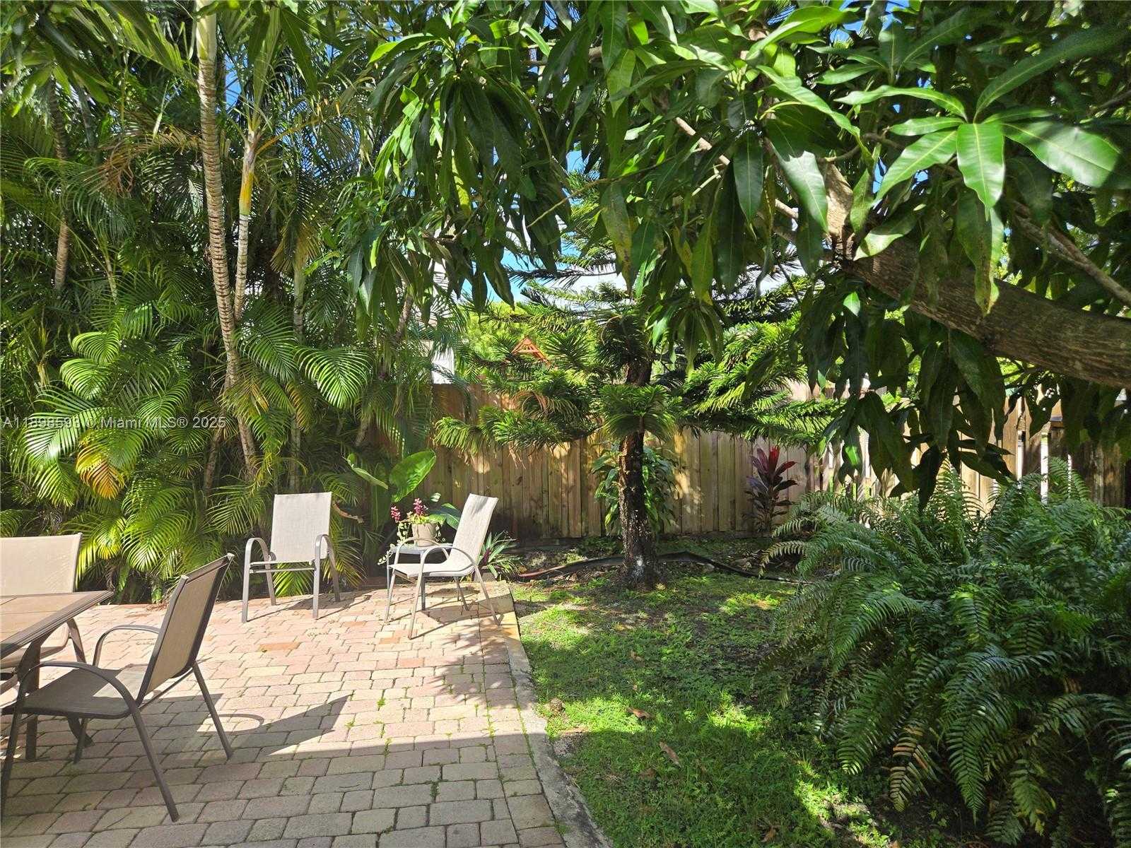 Small Image of 11141 NORTH WEST 77TH TER, Doral Number 37