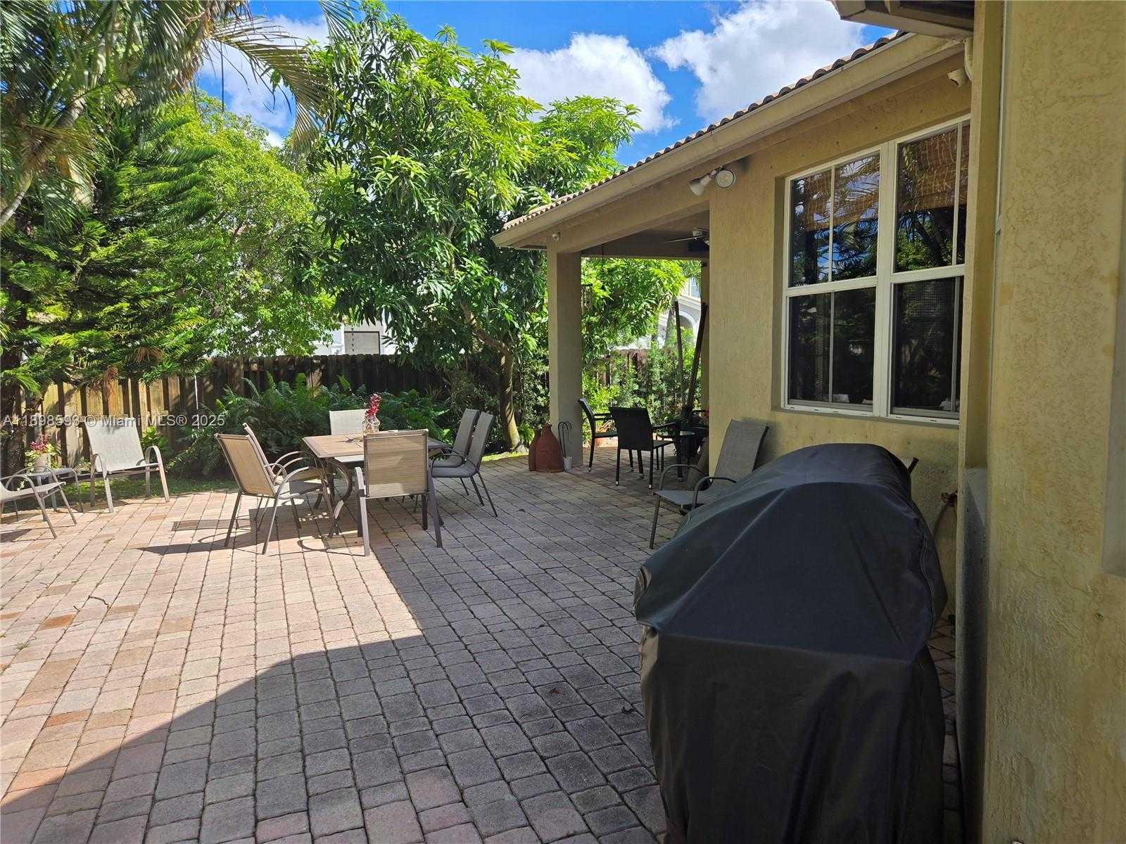 Small Image of 11141 NORTH WEST 77TH TER, Doral Number 45