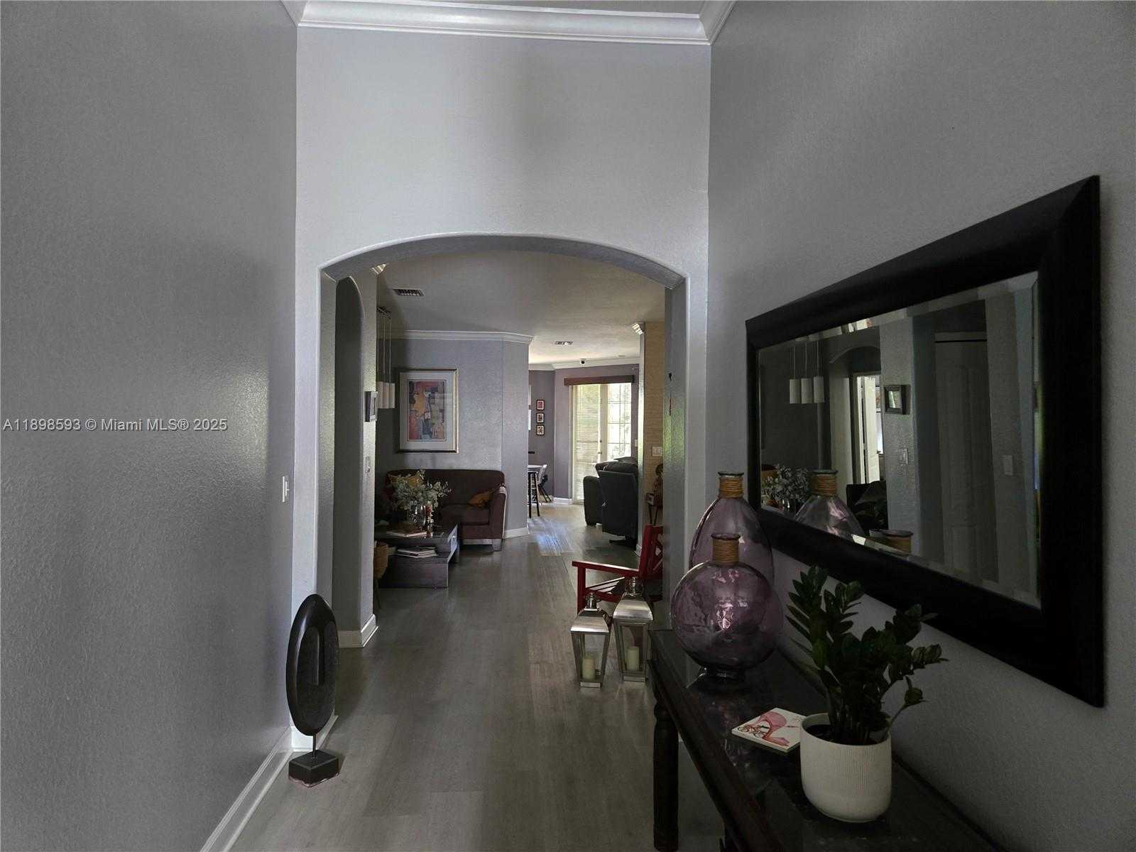 Small Image of 11141 NORTH WEST 77TH TER, Doral Number 8