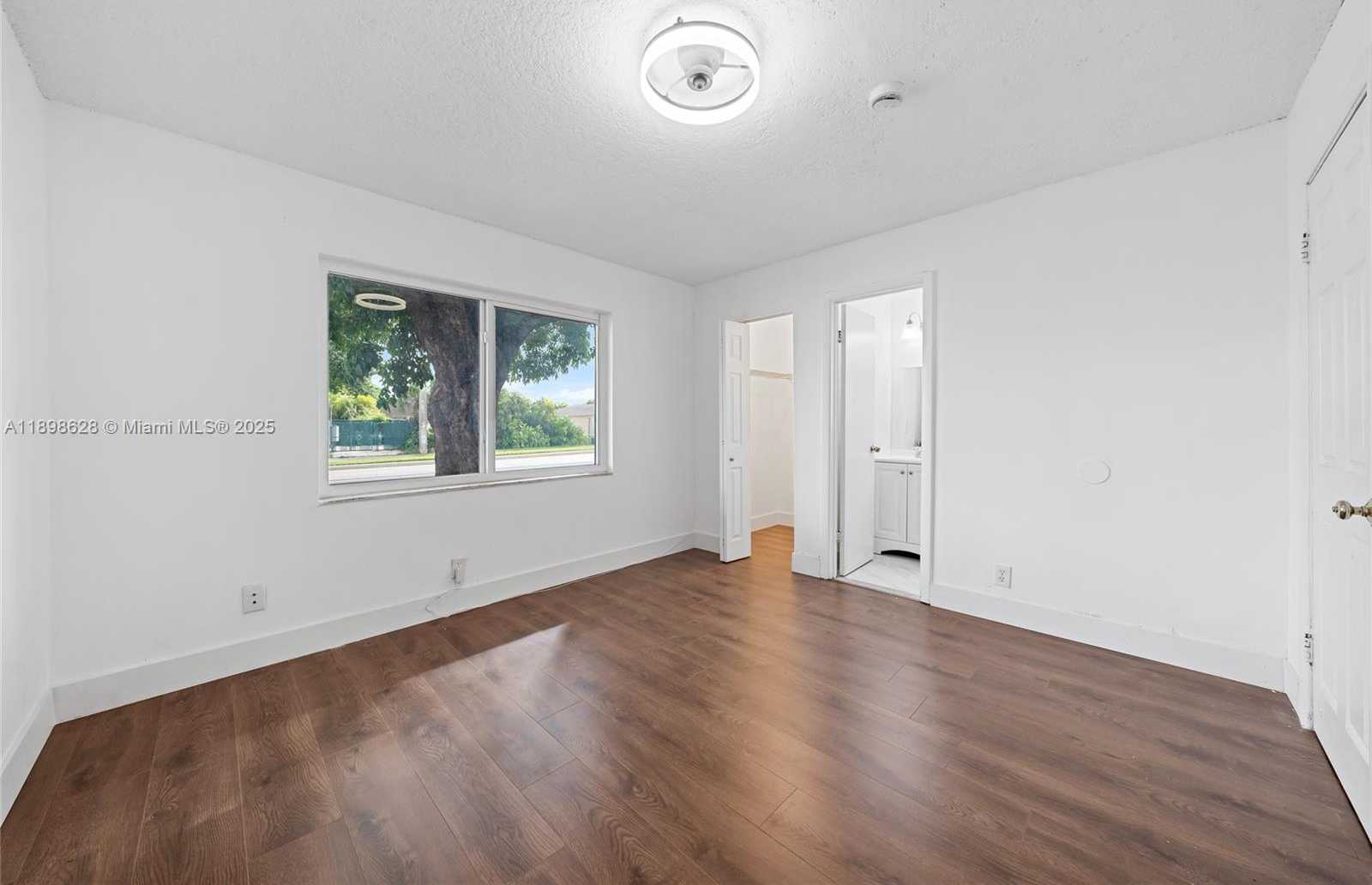 Small Image of 7705 KIMBERLY BLVD, North Lauderdale Number 10