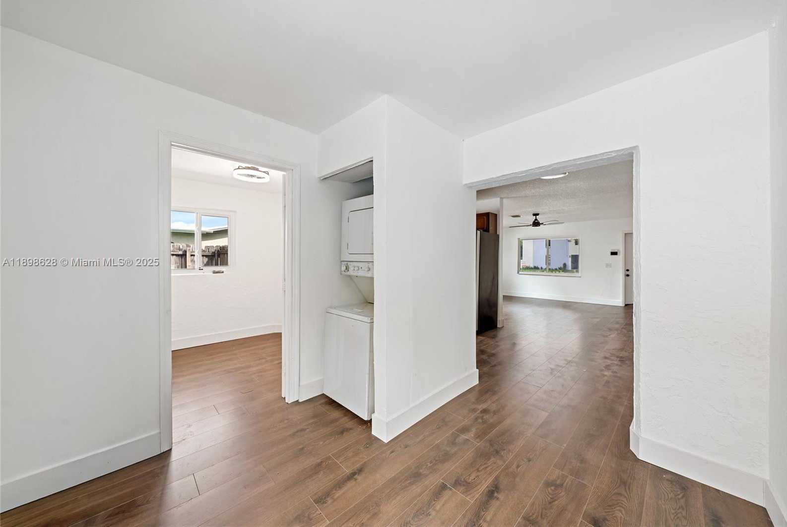 Small Image of 7705 KIMBERLY BLVD, North Lauderdale Number 7