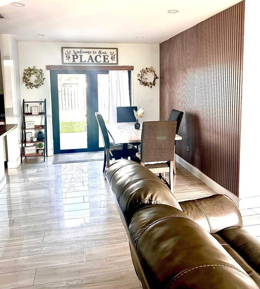 Small Image of 3763 NORTH WEST 204TH ST, Miami Gardens Number 3