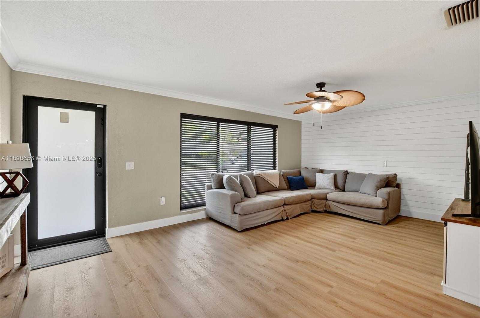 Small Image of 12311 NORTH WEST 29TH ST, Sunrise Number 3