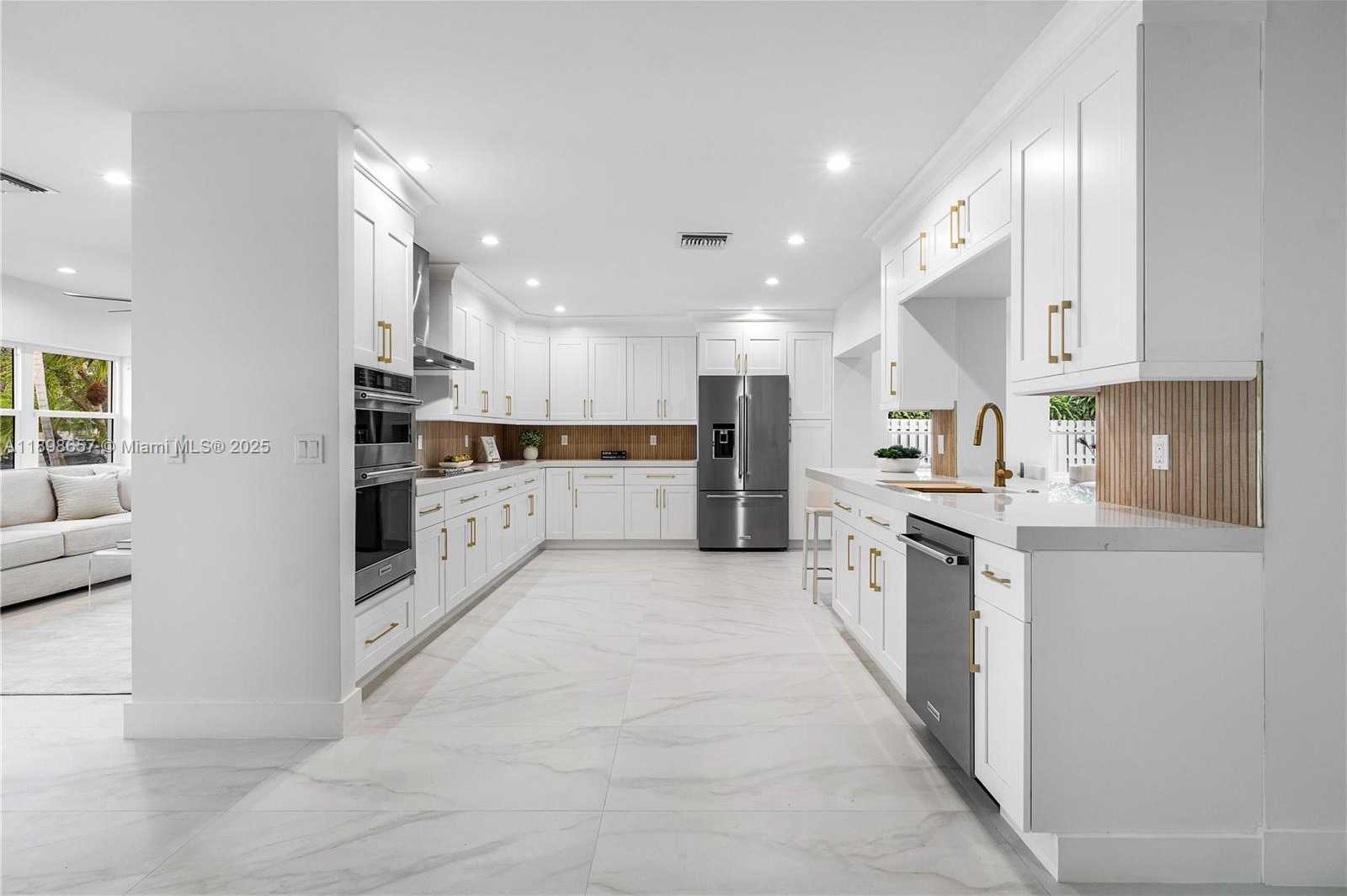 Small Image of 1338 SOUTH WEST 13TH ST, Boca Raton Number 11