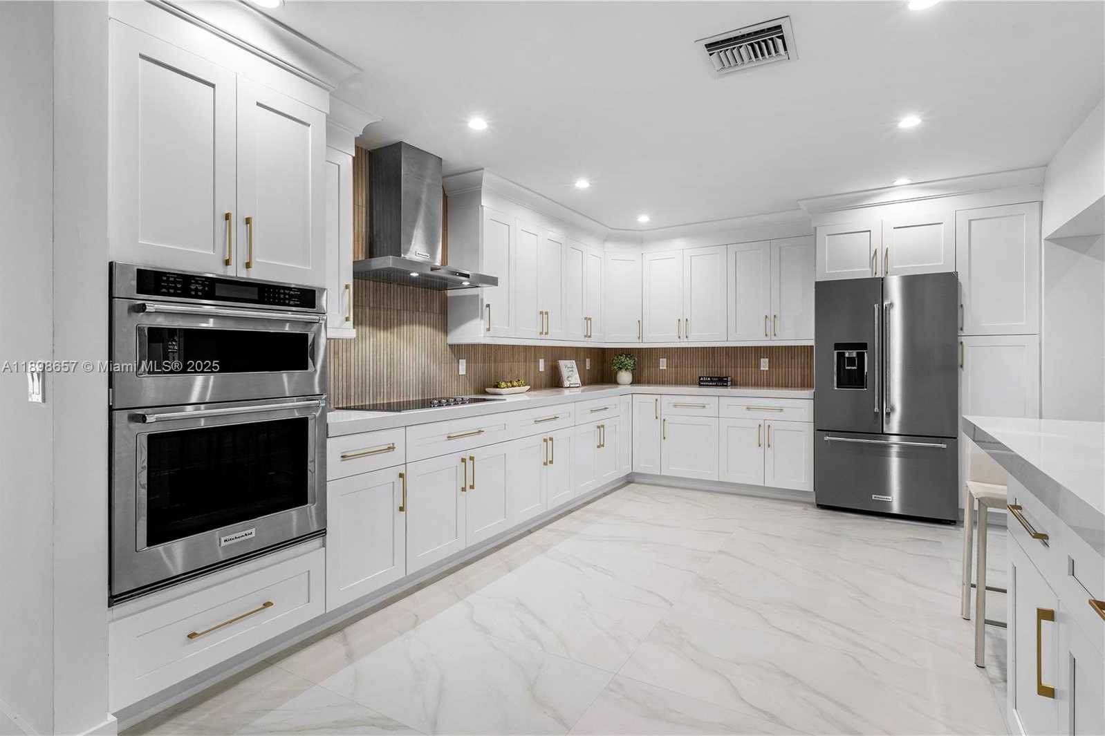 Small Image of 1338 SOUTH WEST 13TH ST, Boca Raton Number 9