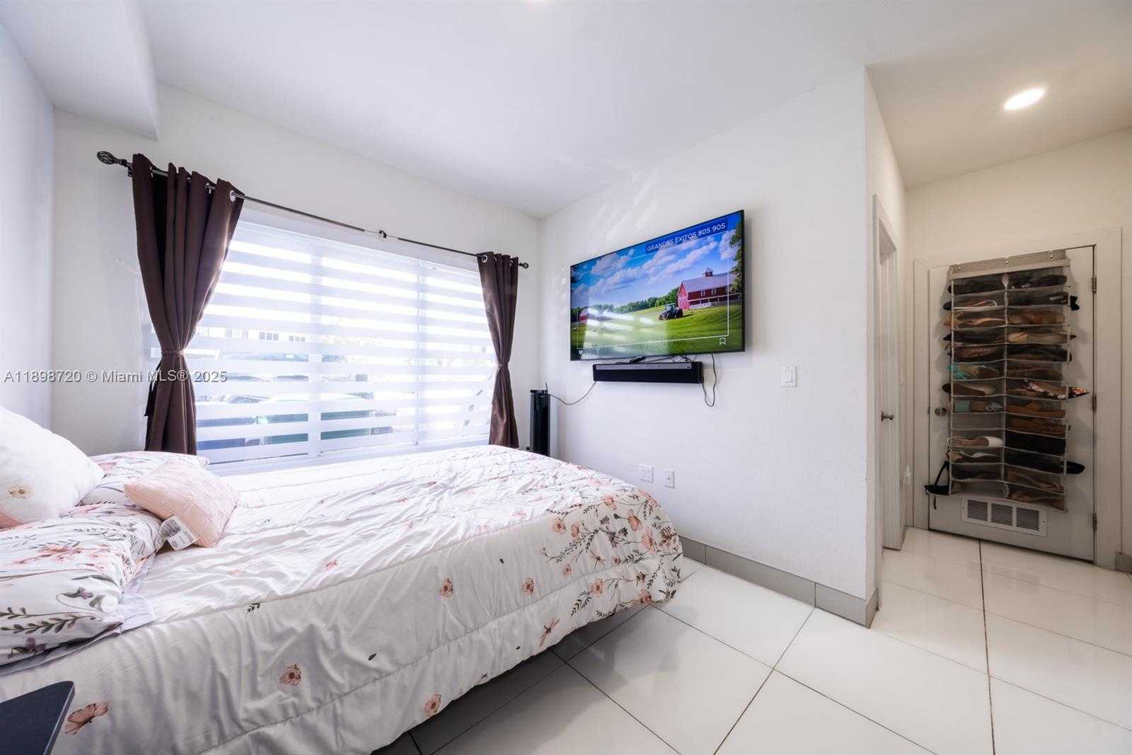 Small Image of 13966 SOUTH WEST 258TH WAY, Homestead Number 15