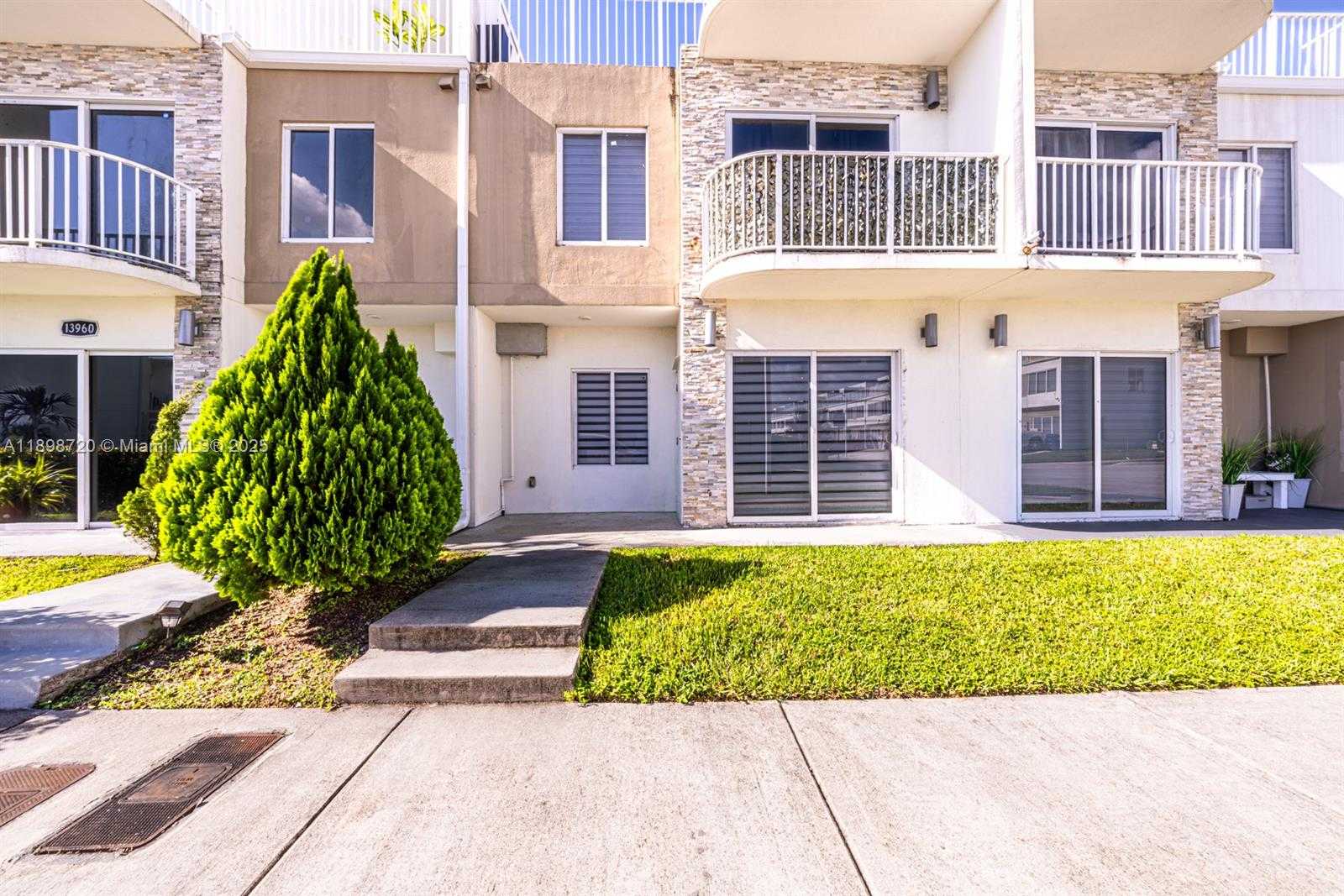 Small Image of 13966 SOUTH WEST 258TH WAY, Homestead Number 23