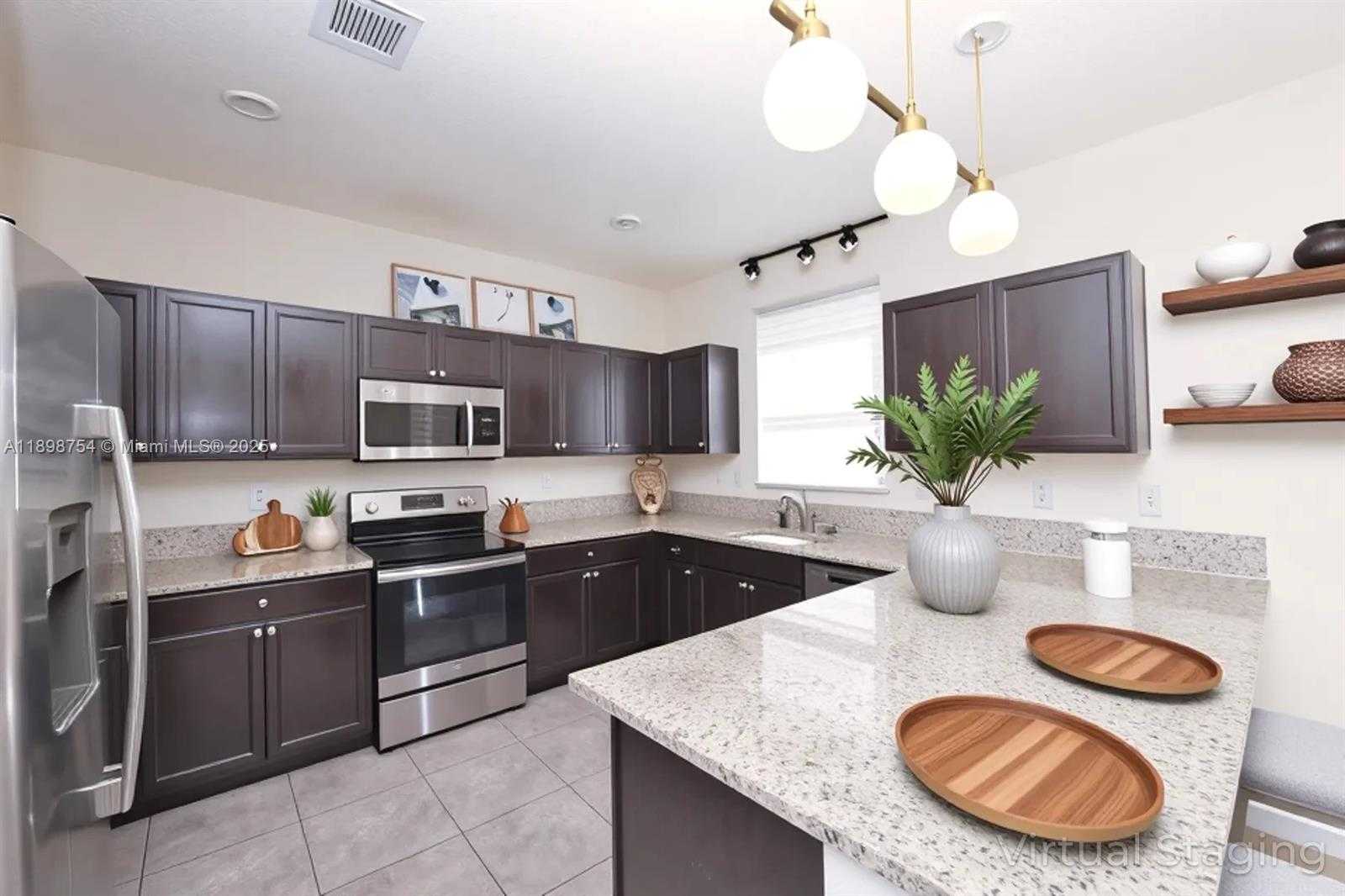 Small Image of 3412 WEST 103RD TER, Hialeah Number 11