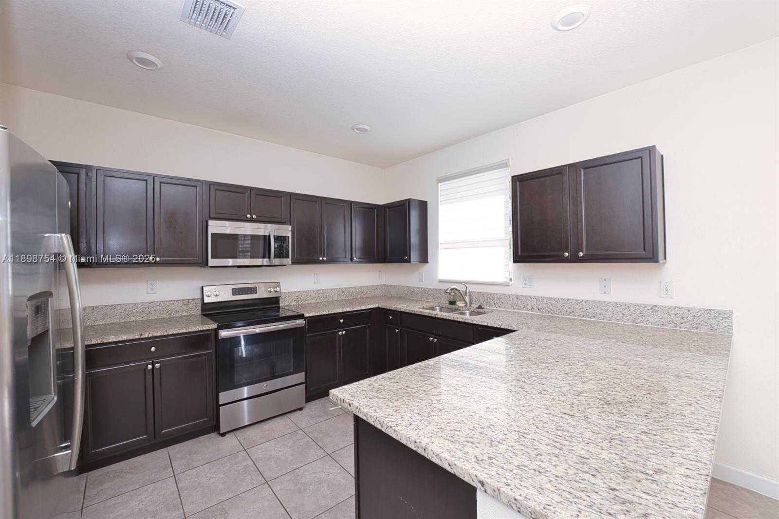 Small Image of 3412 WEST 103RD TER, Hialeah Number 12