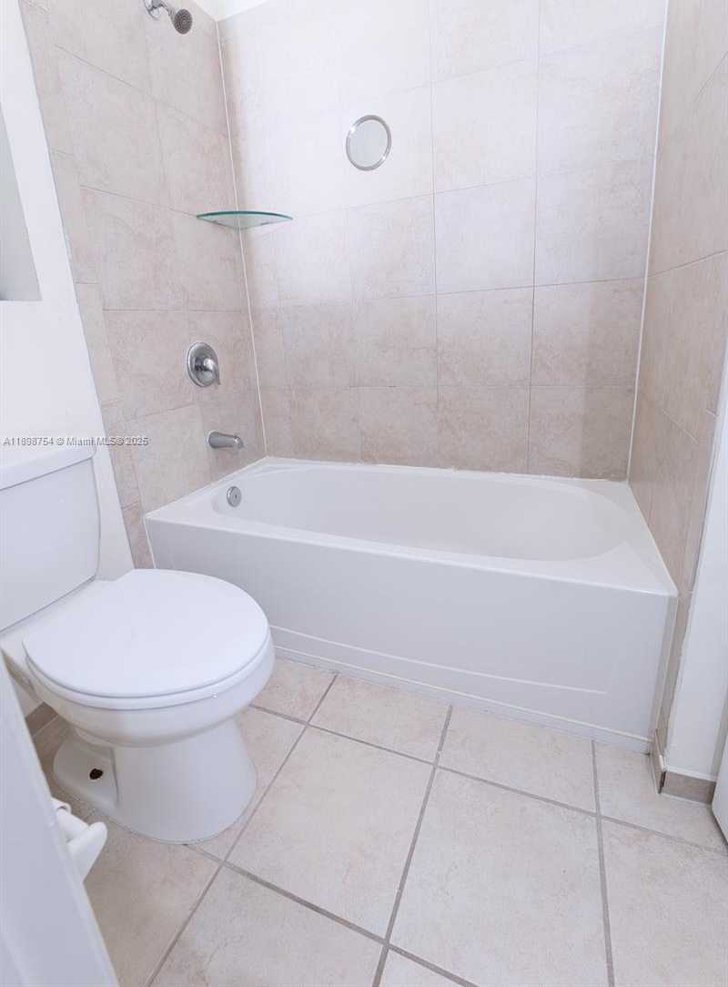 Small Image of 3412 WEST 103RD TER, Hialeah Number 35