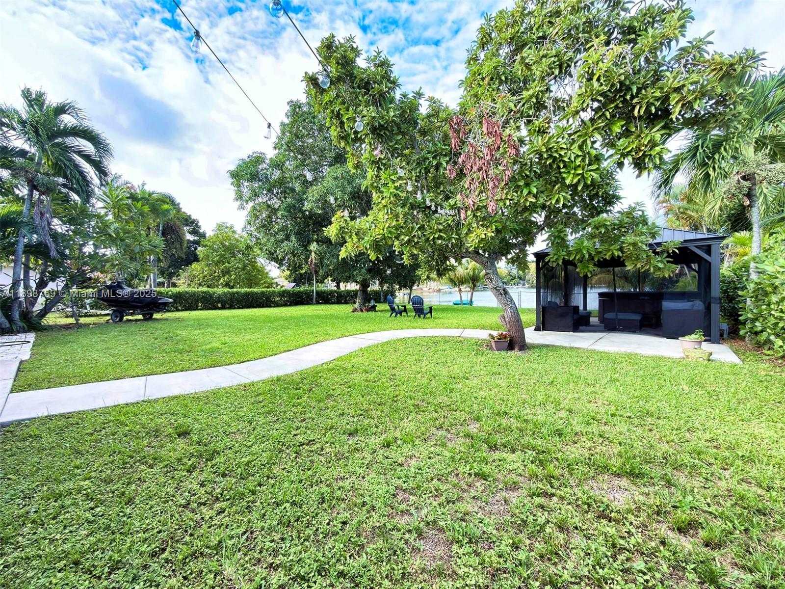 Small Image of 6340 WEST 14TH AVE, Hialeah Number 26