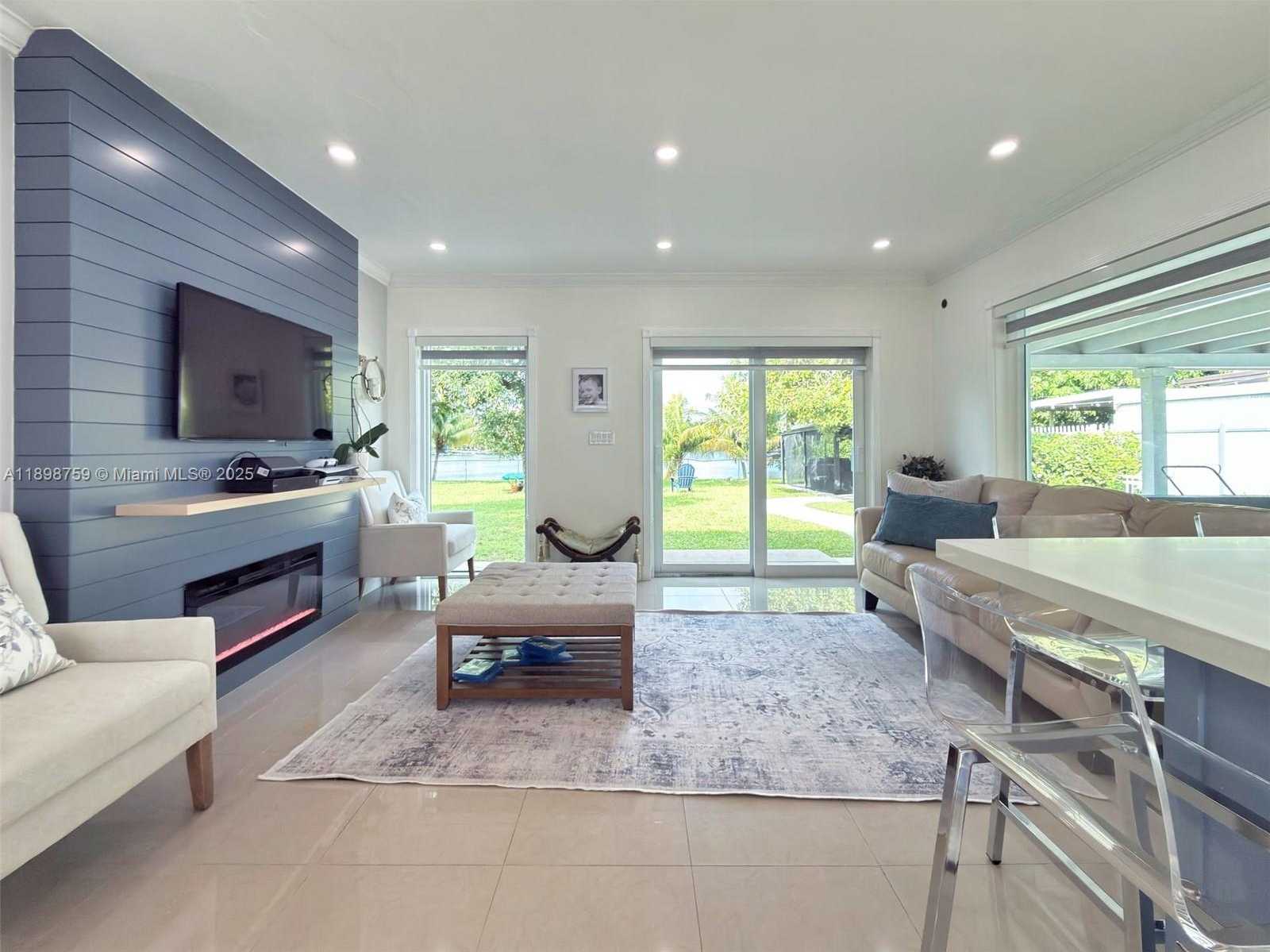 Small Image of 6340 WEST 14TH AVE, Hialeah Number 8