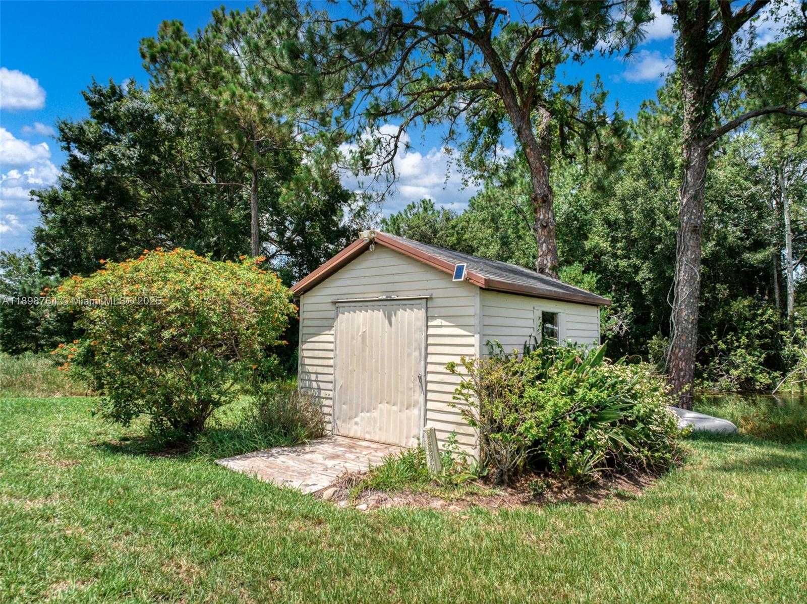 Small Image of 127 BLUE MOON, Sebring Number 45