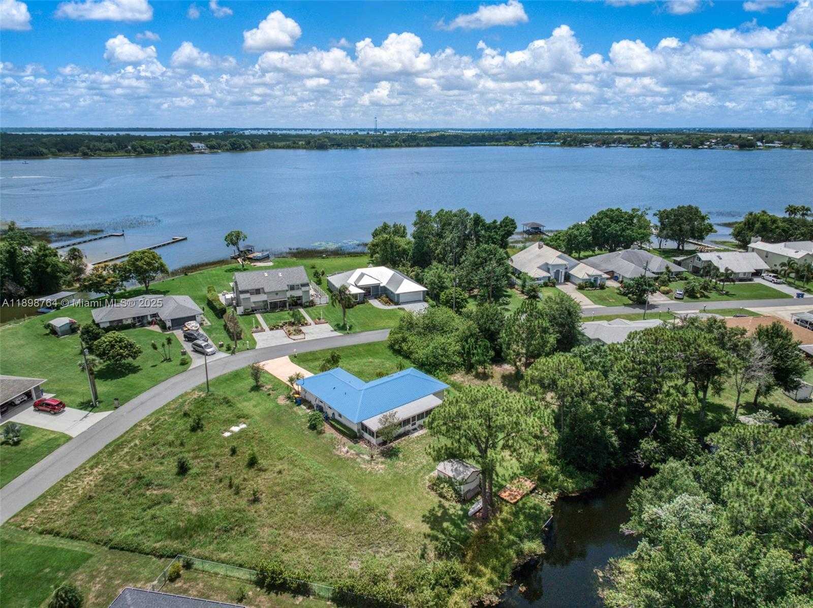 Small Image of 127 BLUE MOON, Sebring Number 53