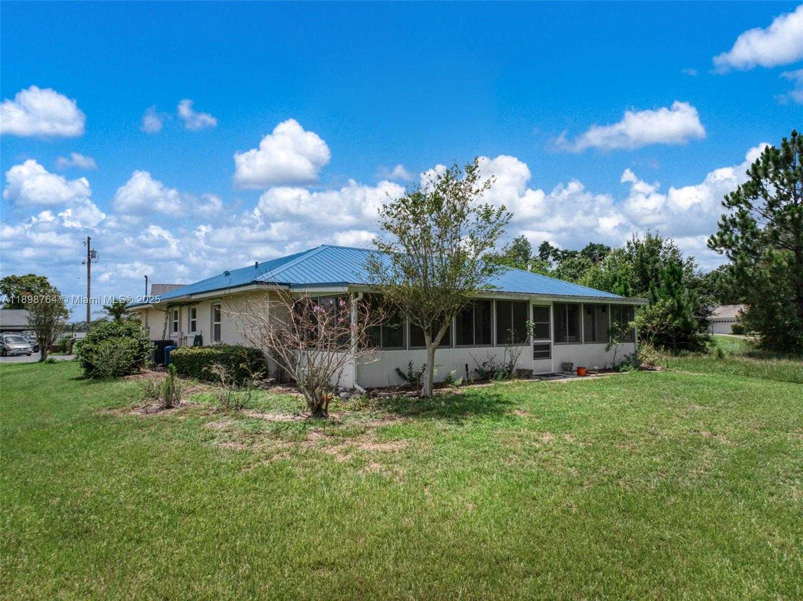Small Image of 127 BLUE MOON, Sebring Number 55