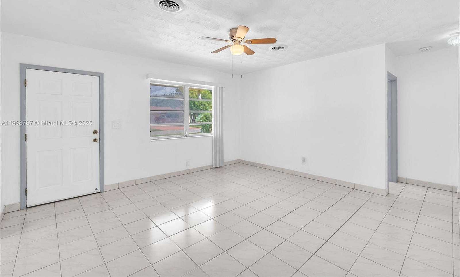 Small Image of 6288 SOUTH WEST 22ND CT, Miramar Number 17