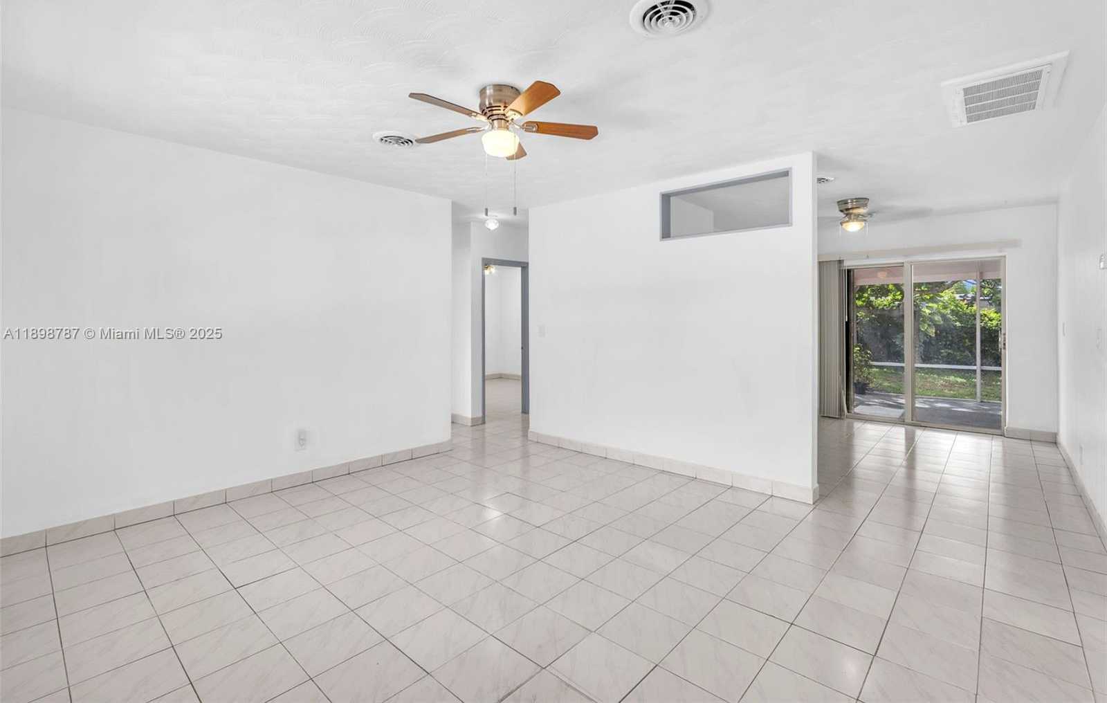 Small Image of 6288 SOUTH WEST 22ND CT, Miramar Number 19