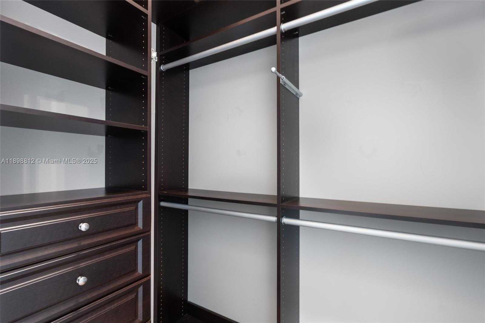 Small Image of 10230 SWEET BAY CT, Parkland Number 32