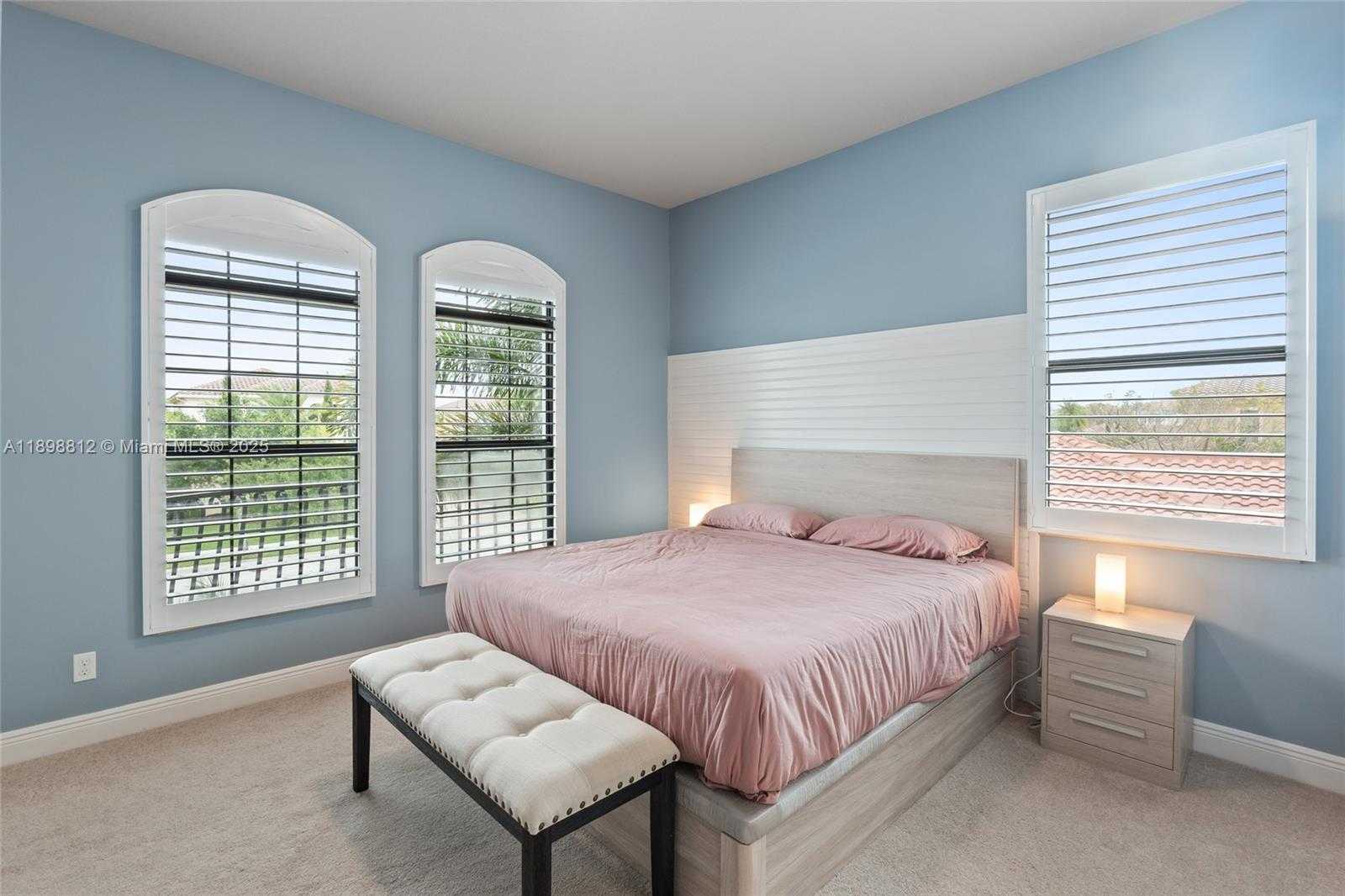 Small Image of 10230 SWEET BAY CT, Parkland Number 37