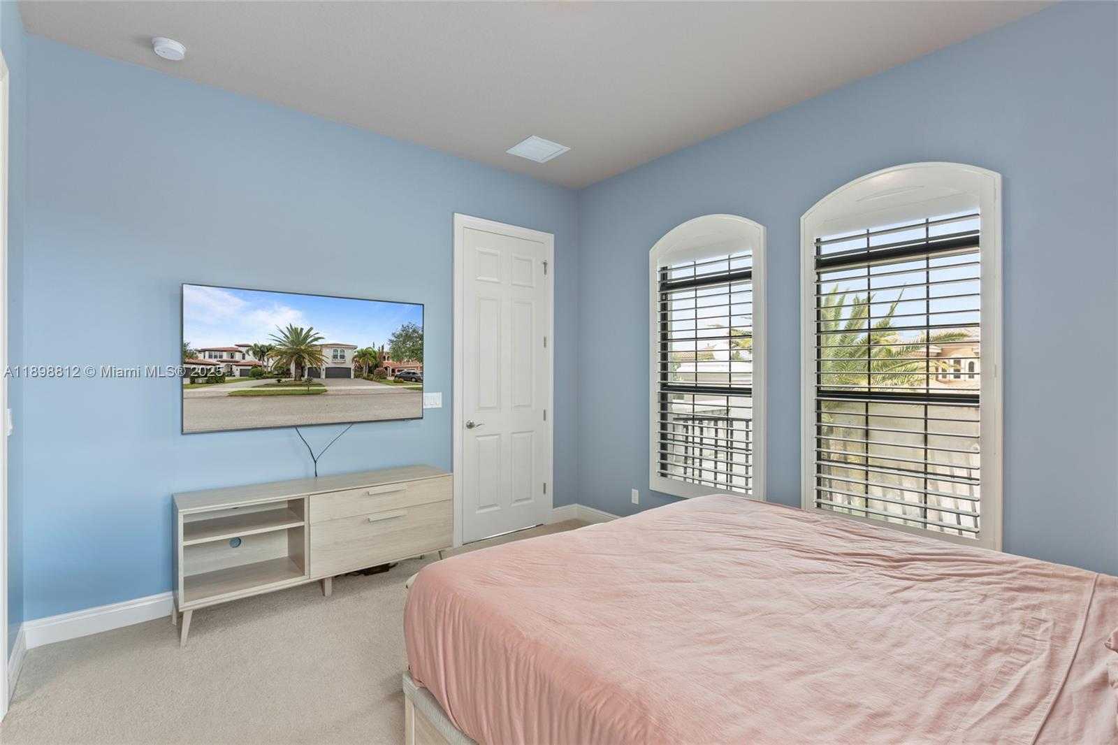 Small Image of 10230 SWEET BAY CT, Parkland Number 38