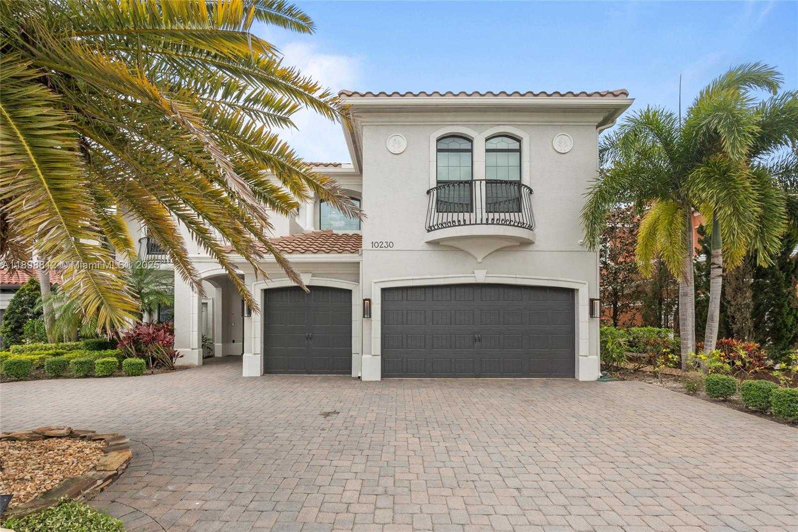 Small Image of 10230 SWEET BAY CT, Parkland Number 4