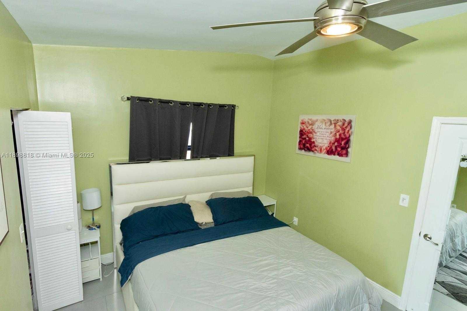 Small Image of 8550 SOUTH WEST 207TH TER, Cutler Bay Number 23