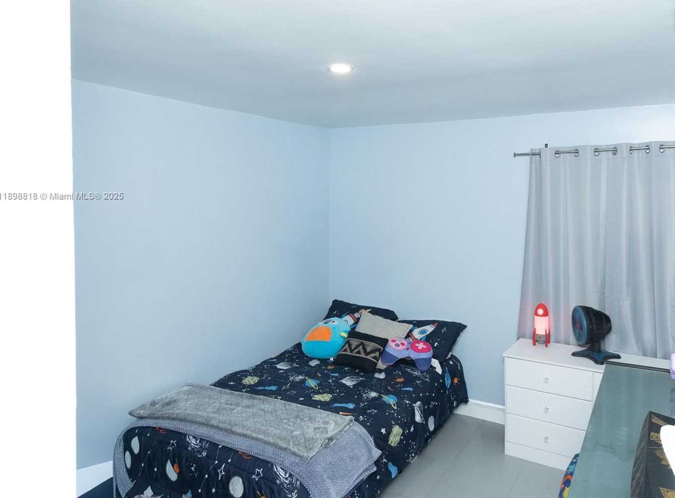 Small Image of 8550 SOUTH WEST 207TH TER, Cutler Bay Number 27